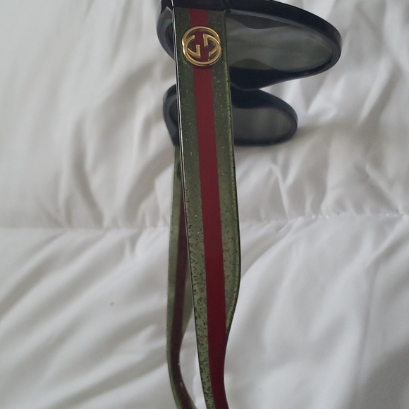 Gucci Sunglasses - Picture 1 of 4